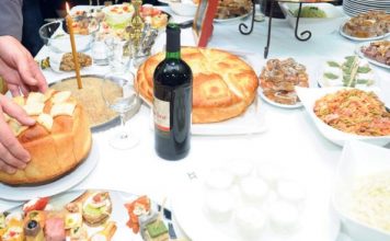 SRBIN OŽENIO HOLANĐANKU, PA JE PRVI PUT DOVEO U SRBIJU NA SLAVU: Stajala je iznad kade i vrištala kada je videla šta je u njoj (FOTO)