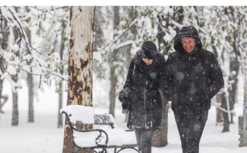 HLADNI FRONT STIŽE U SRBIJU I DONOSI NAM SNEG: Evo kada će posle 20 stepeni početi da padaju bele pahulje