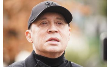 Prezgodni Vasilije u kafani okupio celu porodicu, majka Milica najemotivnija: Karamelin sin proslavio 18. rođendan, pogledajte kakav je dasa