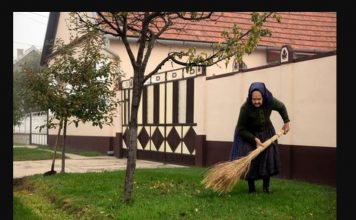 EVO KADA SE NI ZA ŽIVU GLAVU NE IDE NA GROBLJE: Veruje se da je mnogo OPASNO i da ćete navući veliku NESREĆU