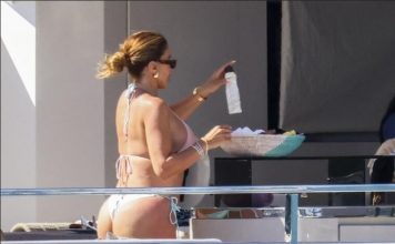 ZAVELA DEČKA KOM JE NEKAD MENJALA PELENE, PA SE ZAPUSTILA DO BESVESTI: Sad ponosno paradira u TANGAMA na SKUPOJ JAHTI