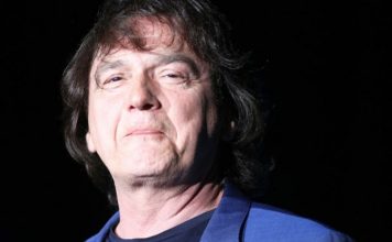 U jeku estradnih razvoda oglasio se i Zdravko Čolić: “Ostavljen sam već drugo leto…”