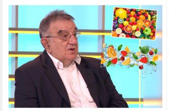 “MA KAKVA TOPLA VODA I LIMUN” Čuveni dr Voja Perišić sabajle ima drugu rutinu! Otkrio šta uzima natašte pa pomenuo i lepu popadiju