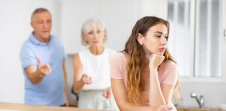 Pet razloga zašto odrasla djeca prekidaju veze sa svojim roditeljima, prema studijama