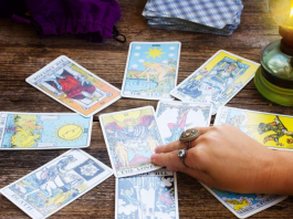 Tarot horoskop za decembar 2025: Kažu da nema preciznijeg, a evo na šta svaki znak treba da obrati pažnju