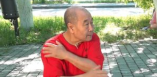 DREVNA KINESKA VEŽBA KOJA SE RADI SEDEĆI, A ČISTI TELO OD TOKSINA: Majstor Mu Jučun savetuje, ovo radite svaki dan!