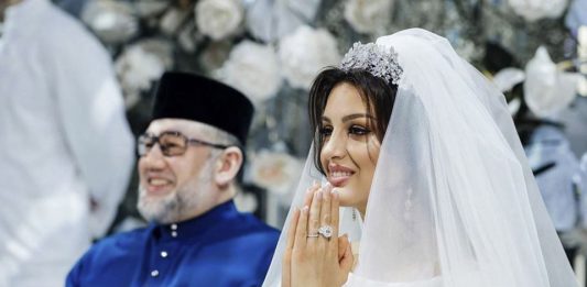 Ruskinja ulovila kralja Malezije, promenila veru i rodila sina, a onda ju je on šutnuo kao da nije važna: Njena osveta bila je fantastična