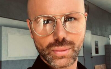 SIN POLITIČARA SA DEČKOM RAZVIJA BIZNIS U AMERICI: SPOJILI LJUBAV I POSAO, CIJENA ZA OVO JE PAPRENA