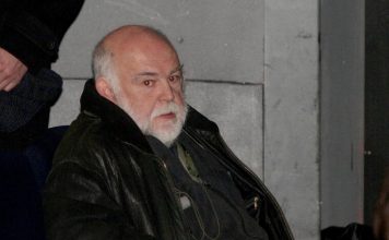 ROĐENI OTAC GA PRIJAVIO POLICIJI, 2 PUTA SE ŽENIO, A ČERKU STRAŠNO IZNEVERIO: Za ovim Aleksandar Berček najviše pati