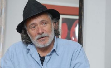 „Kad radimo zajedno, ljudi se sa strane smeju koliko se prepiremo“: Rade Šerbedžija je duže od tri decenije u ljubavi sa 20 godina mlađom Lenkom, a sada je otvoreno progovorio o privatnom životu