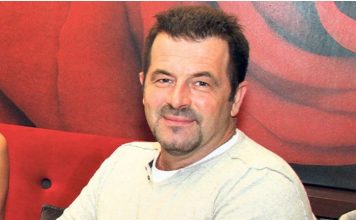 SAŠA MILOŠEVIĆ MARE JE U BRAKU SA 14 GODINA MLAĐOM PEVAČICOM: Mnogi kažu da je zgodna i veoma je uspešna žena, SVI JE DOBRO ZNATE (FOTO)