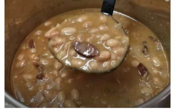 Doktorka otkrila koji sastojak se obavezno dodaje u pasulj da ne bi nadimao: NIKAKO ga ne potapajte u vodu, već…