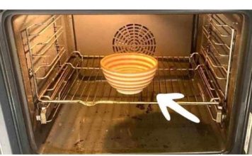 Otkrio sam ČUDO način čišćenja rerne(bez robota): Samo je stavite u rernu i ostavite da radi 30 minuta, masnoća i stare opekotine će nestati!