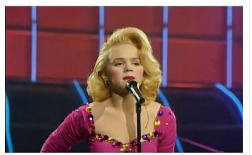 Bleda, stara i naborana: Šta se desilo najlepšoj pevačici bivše Jugoslavije, godine je pregazile FOTO