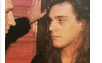 Harao je estradnom scenom 80-ih i bio najpoželjniji pevač u Jugoslaviji: Nestao je na vrhuncu slave, a evo gde je danas i kako izgleda