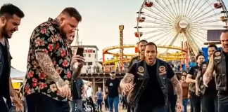 Kada se svet zaustavio: Bajkeri koji su naučili svet šta znači ljudskost