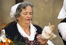 “Svuda po kući sam nalazila konce i zabodene igle, a onda mi je sverkva priznala: Bila sam kod gatare…”