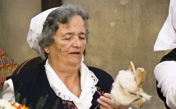 “Svuda po kući sam nalazila konce i zabodene igle, a onda mi je sverkva priznala: Bila sam kod gatare…”