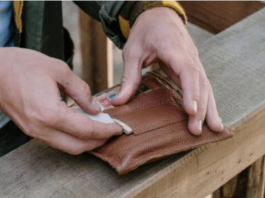 0V0 danas 0BAVEZN0 ubacite u novčanik i imat ćete „PARA KA0 SLAME!”