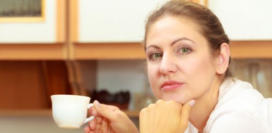 Kad sam se udala mužu sam davala celu platu, mislila sam da mu tako pokazujem ljubav: Onda sam otkrila šta radi sa tim novcem, spakovala sam se i otišla