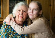 10 grešaka koje roditelji prave: Razaraju odnos imeđu njih i dece i ostavljaju emocionalne ožiljke koji mogu trajati čitav život