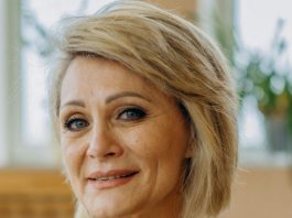 Žena se osjeća mladom sve dok ne primijeti ova 3 znaka: Tada starenje već polako počinje