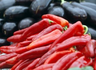U svježim paprikama otkrivena TOKSIČNA HEMIKALIJA! Izuzetno je opasna za ljude, evo gdje se prodaje U svježim paprikama otkrivena TOKSIČNA HEMIKALIJA! Izuzetno je opasna za ljude, evo gdje se prodaje - featured image