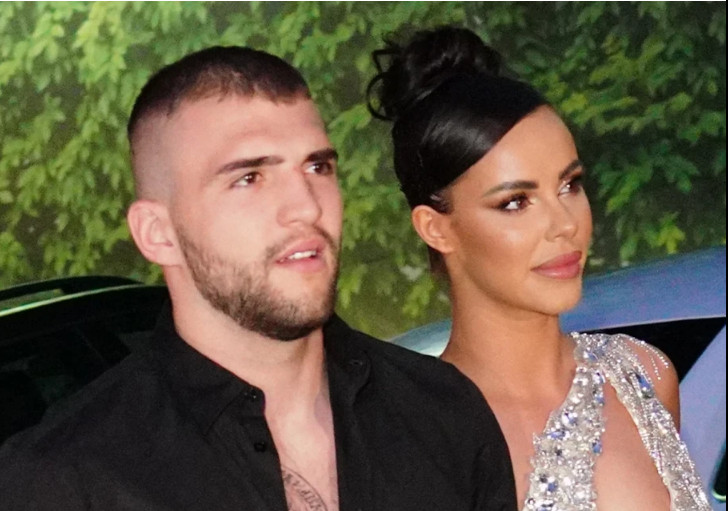 “DŽABA TVOJA KARIJERA…” Cecina koleginica OTKRILA ISTINU o Bogdani Ražnatović i porodici Rodić: OVO JE ŠOKIRALO CIJELU SRBIJU!CECA POSLIJE OVOG NEĆE MOĆ IZAĆ NA ULICU!!!! - featured image “DŽABA TVOJA KARIJERA…” Cecina koleginica OTKRILA ISTINU o Bogdani Ražnatović i porodici Rodić: OVO JE ŠOKIRALO CIJELU SRBIJU!CECA POSLIJE OVOG NEĆE MOĆ IZAĆ NA ULICU!!!! - featured image