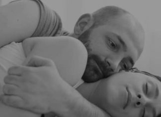 Šta znači ako žena tokom intimnog odnosa samo leži i pasivno se ponaša, prema psihologiji Šta znači ako žena tokom intimnog odnosa samo leži i pasivno se ponaša, prema psihologiji - featured image