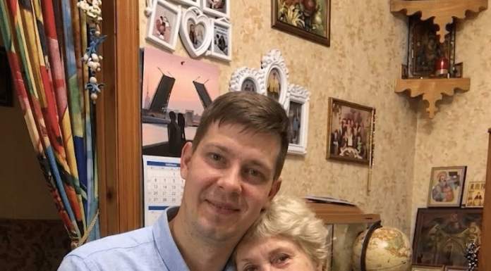 Posle 10 godina bez dece, moja svekrva je zahtevala da se moj muž razvede od mene i oženi ćerkom svoje najbolje prijateljice, kako bi konačno mogao da ima decu…