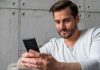 KAKO MUŠKARAC ŠALJE PORUKE ŽENI KOJA MU SE SVIĐA: 7 skrivenih znakova koji otkrivaju da gori od želje za vama – ali broj 5 je prava bomba