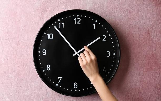 Sat pomjeramo najranije u posljednjih 11 godina: Evo kog datuma vraćamo kazaljke i spavamo duže
