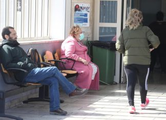 PRVI SIMPTOM RAKA DEBELOG CREVA: Od ovog sve kreće, NIKAKO NIJE DOBRO ako VIDITE OVAKVU PROMENU u STOLICI!